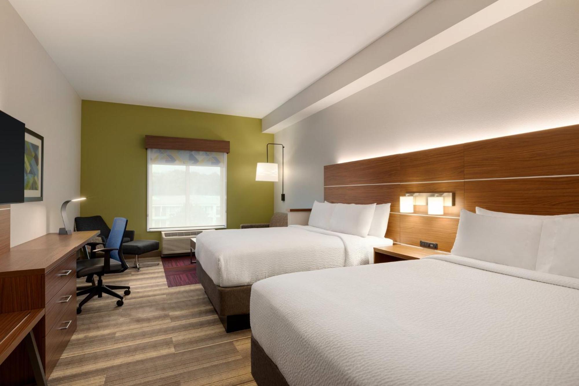 Holiday Inn Express & Suites - Dalton - Walnut Ave By Ihg Exterior photo