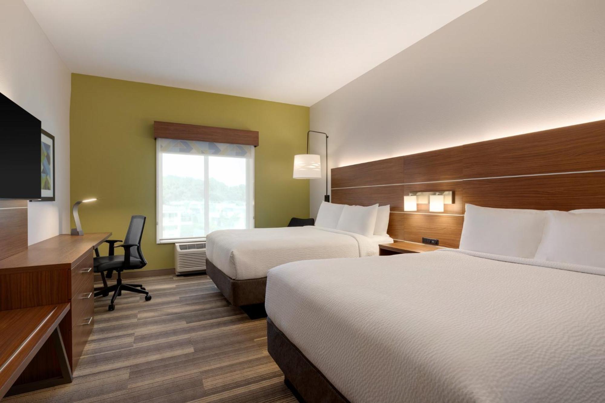 Holiday Inn Express & Suites - Dalton - Walnut Ave By Ihg Exterior photo